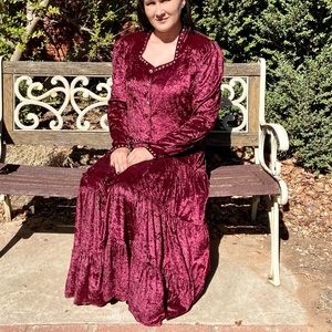 Vintage 80s Lilia Smitty western wear studded crushed velvet 2pc maroon outfit